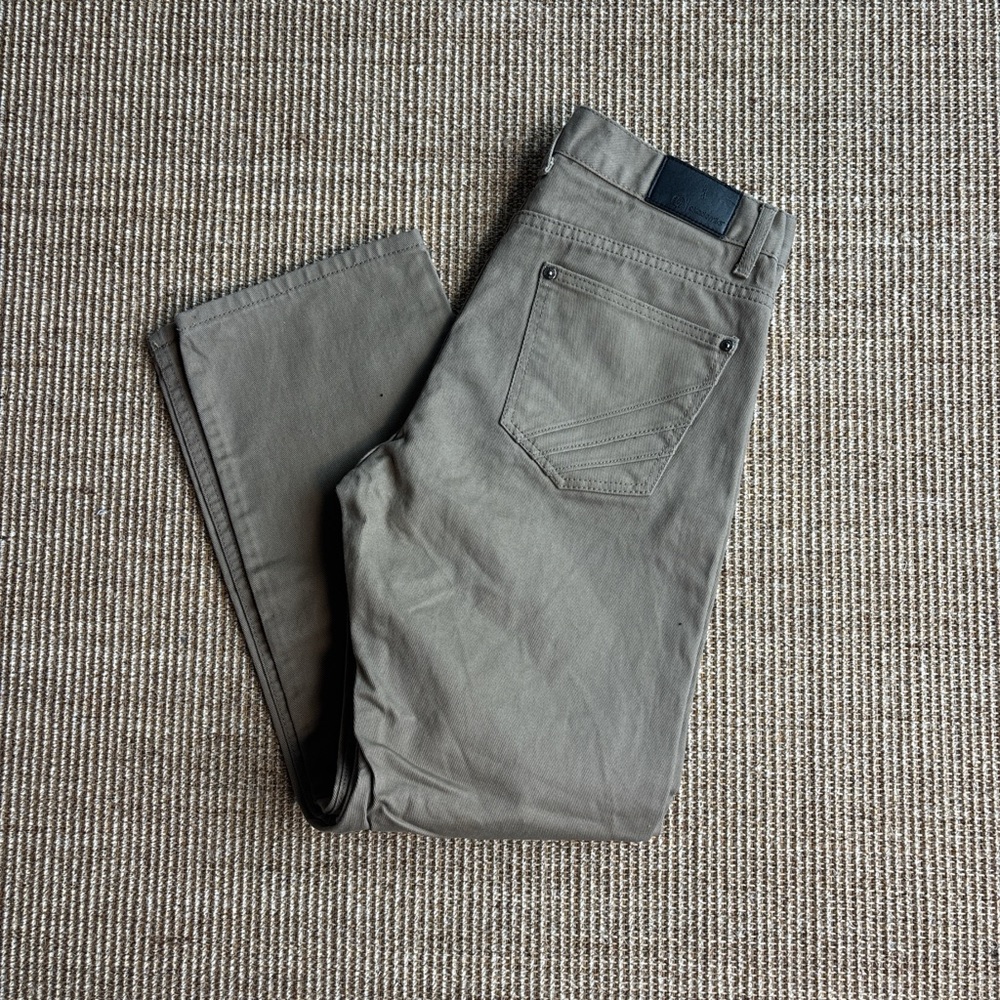 Akademiks Tan Jeans 32x32